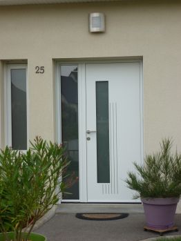 Porte aluminium modèle MAHJONG TIERCE de marque KL