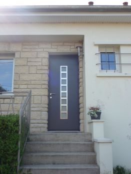 Porte aluminium totem kline